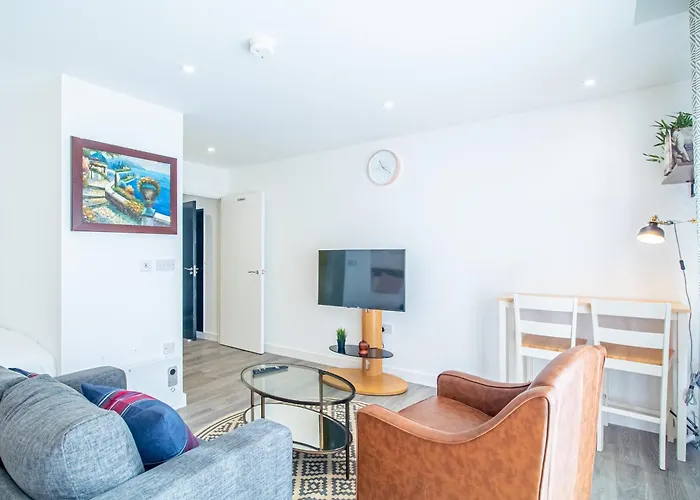 Cozy Urban Escape In Sheffield